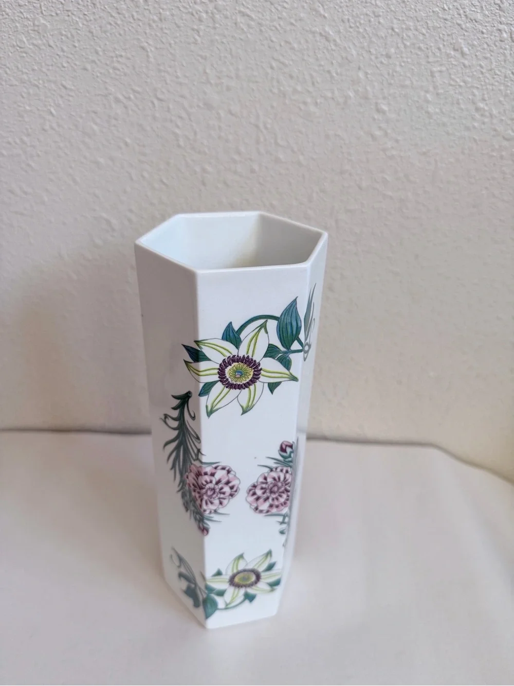 Portmeirion Flowers of the Year Vase Susan Williams-Ellis Made England 9